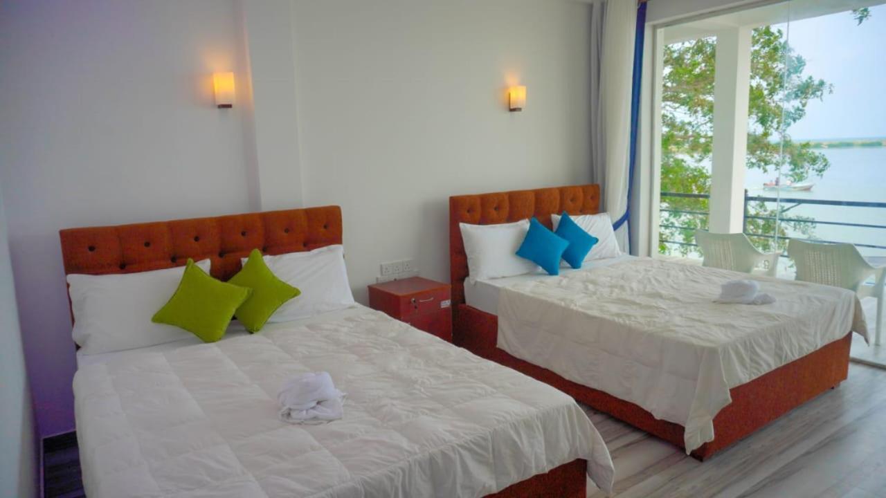 Dinuda Resort Kalpitiya Buitenkant foto