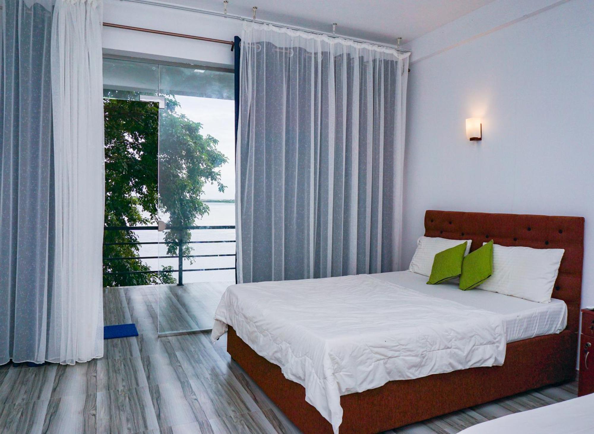 Dinuda Resort Kalpitiya Buitenkant foto