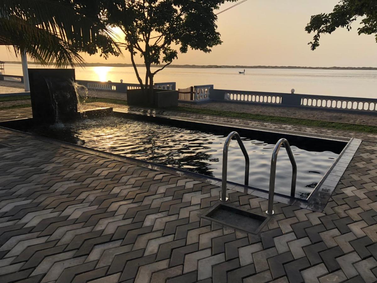 Dinuda Resort Kalpitiya Buitenkant foto